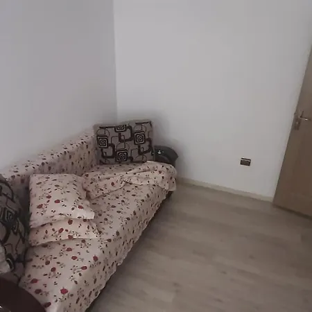 Apartament Parter 2 *